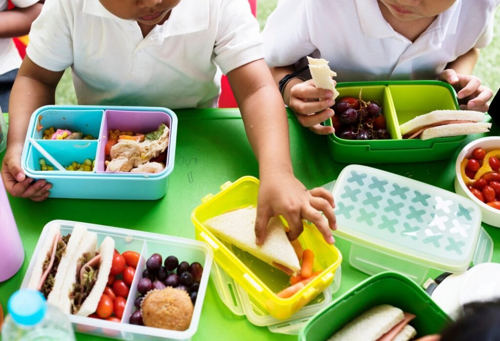 Repas à la cantine — vie scolaire Philosophe International School, Casablanca